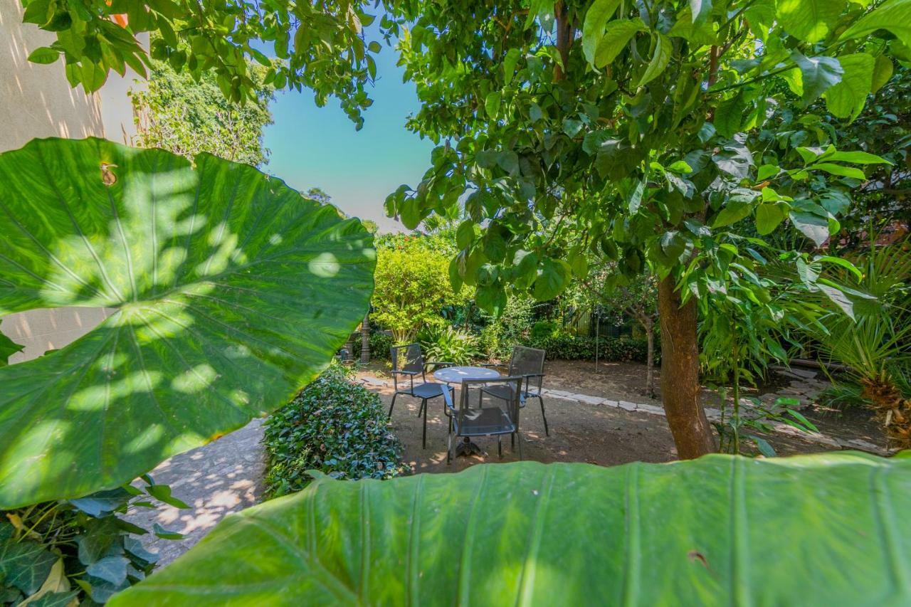 Villa Mezzarancia Palermo Bagian luar foto