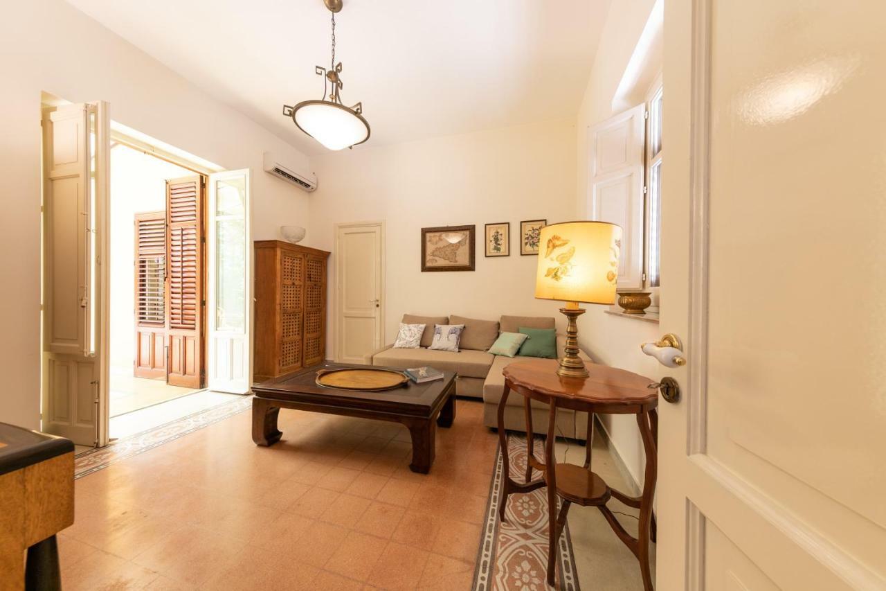 Villa Mezzarancia Palermo Bagian luar foto