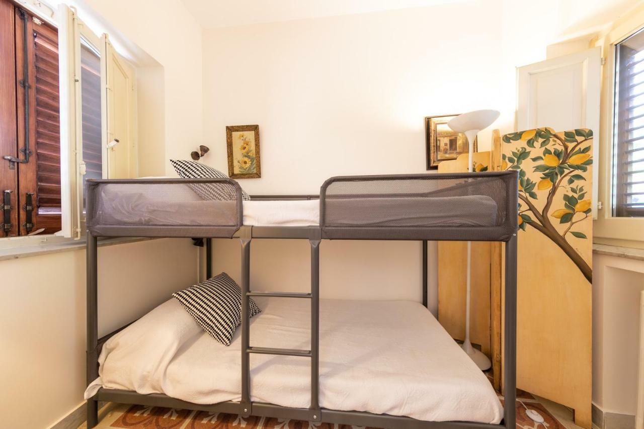 Villa Mezzarancia Palermo Bagian luar foto